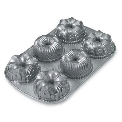 Nw Garland Mini Bundt Pan